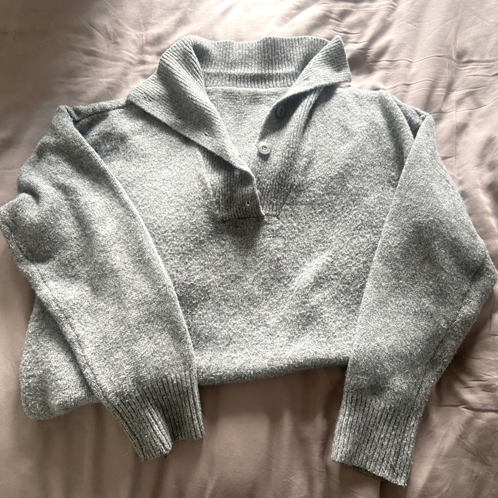 H&M gray knit wool blend sweater dress with large collar, size XL